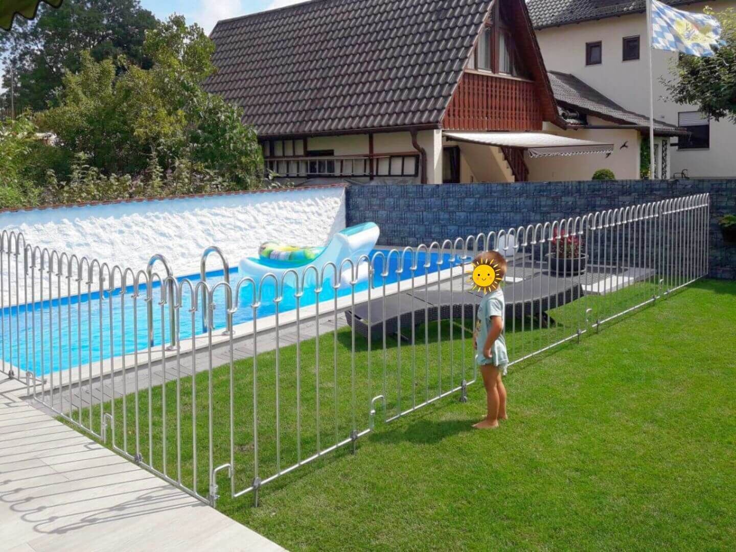 Poolzaun Poolfix mit Einsteckstift in Eisen feuerverzinkt Poolzaun Poolfix mit Einsteckstift in Eisen feuerverzinkt