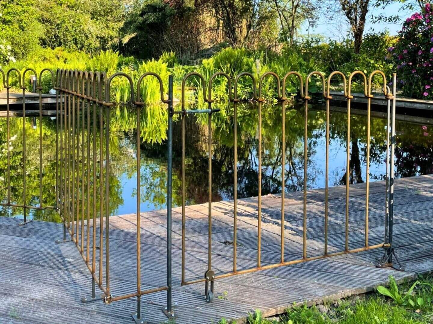 Pfosten zum Aufschrauben für die Tür Vienna