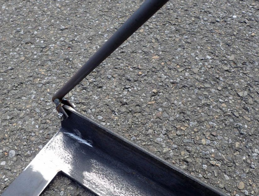 zaunstuetze-mit-diagonalstreben_1 Diagonalstrebe in Eisen roh