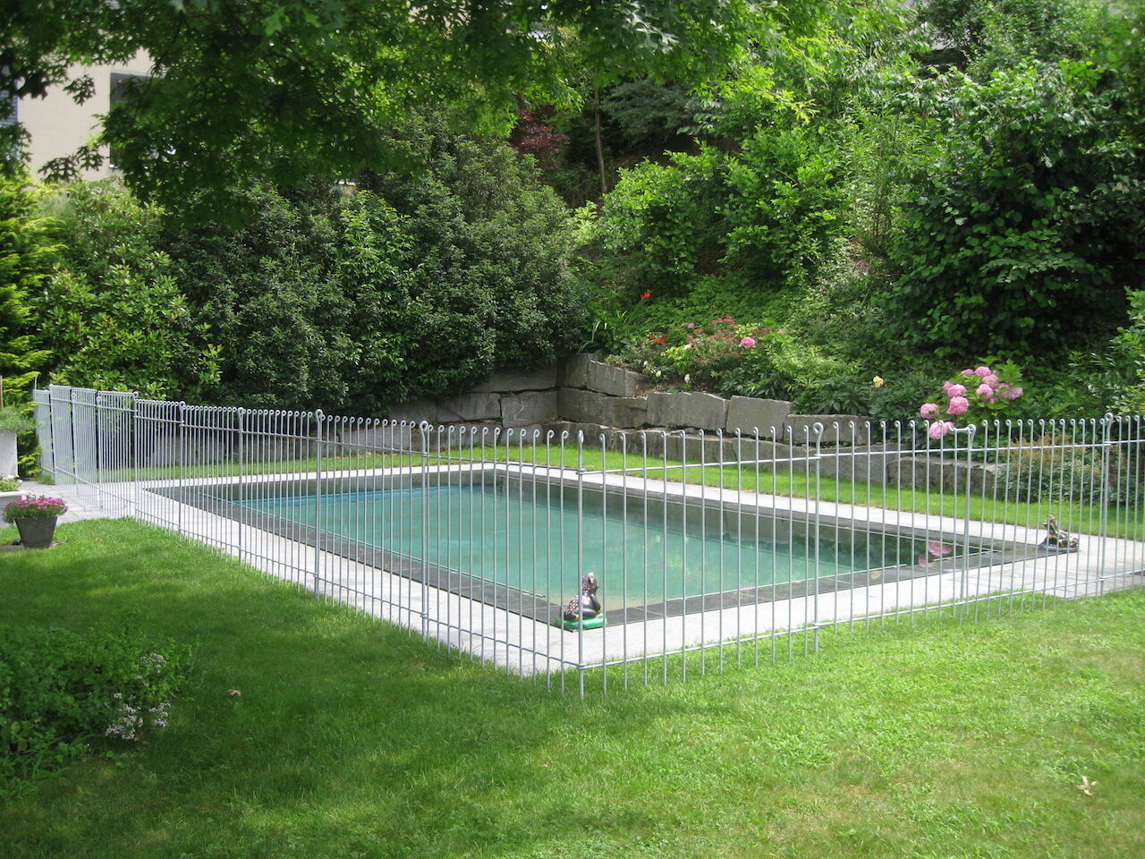 Poolabsicherung mit dem Gartenzaun Graz