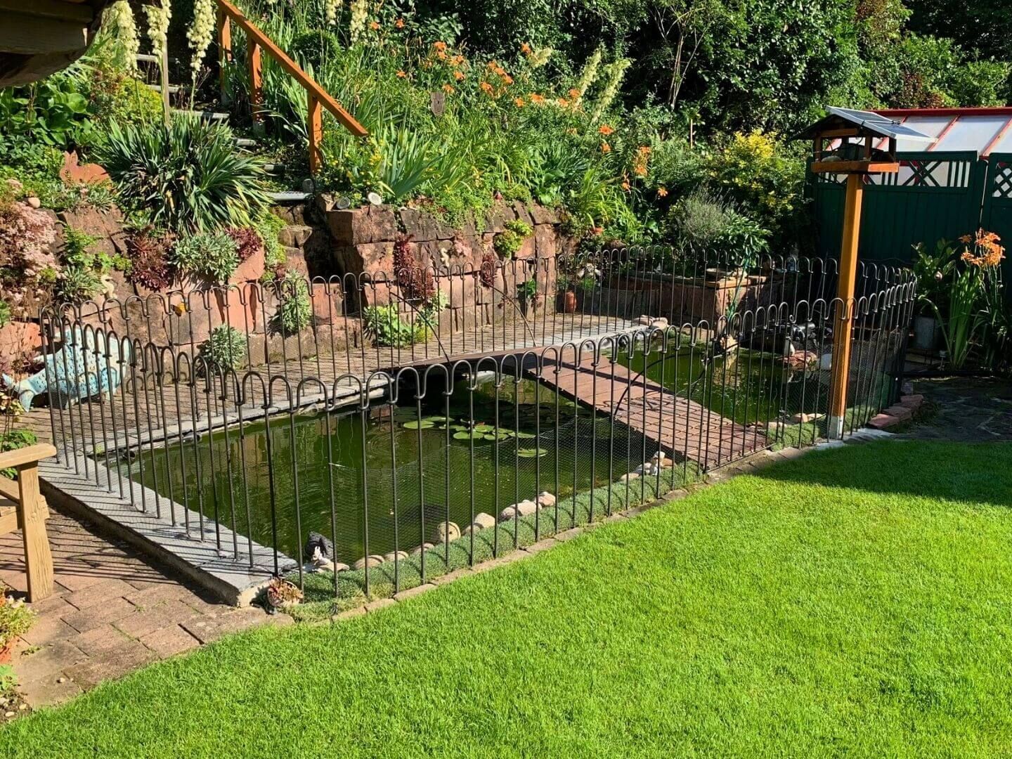 Teichzaun zum Stecken - Steckzaun Vienna 100 in Eisen roh