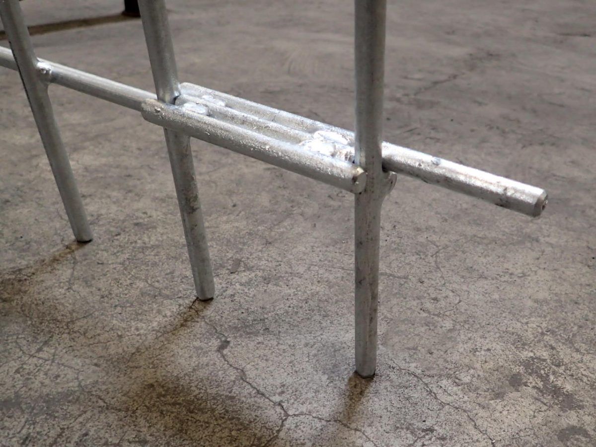 unterer_anschlag_zaun_graz_1 unterer Türanschlag Eisen feuerverzinkt