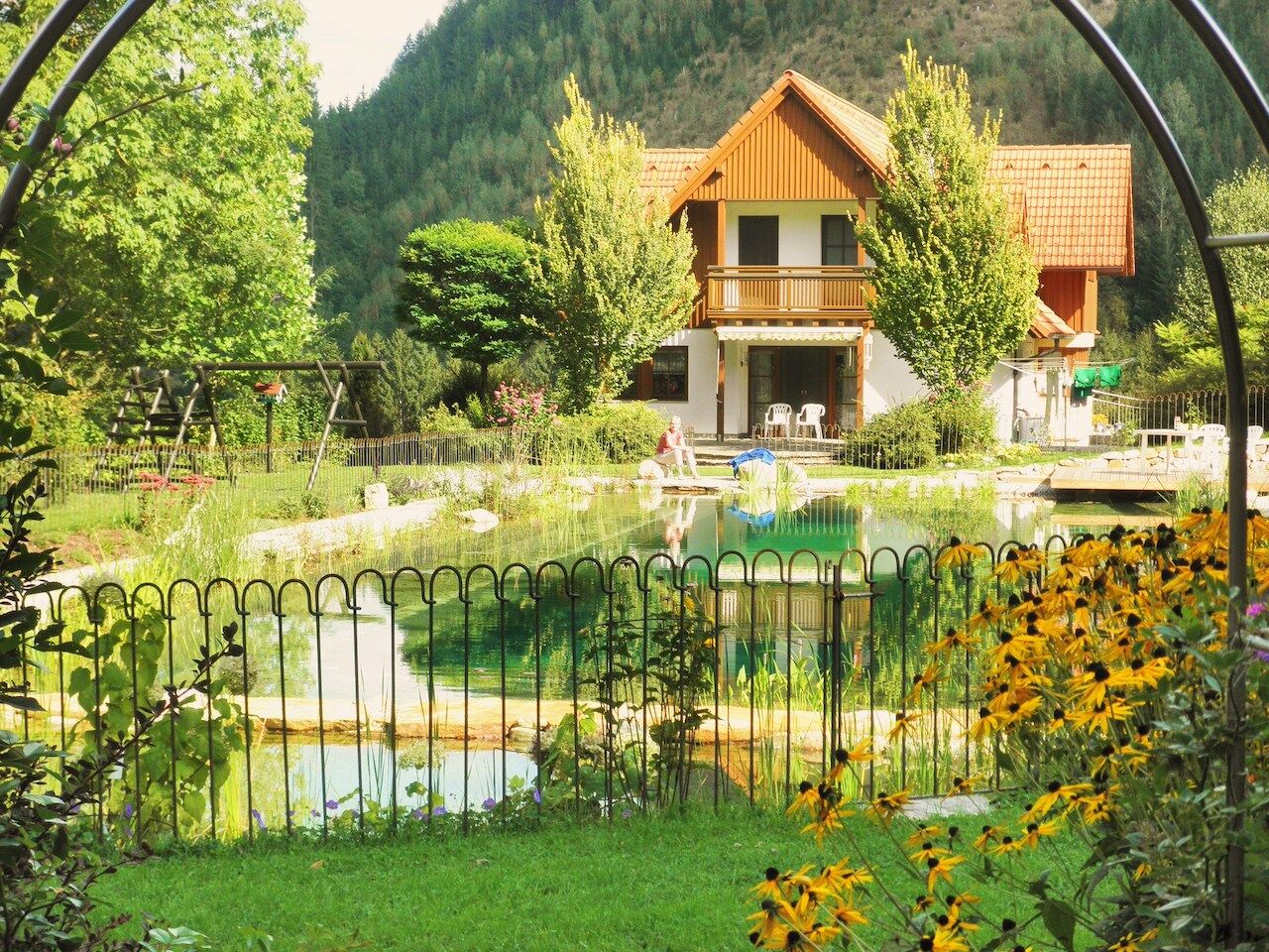 badeteich_steckzaun-KopieBWHo9vhqwXHoH Steckzaun Vienna 100 Eisen roh als Absicherung für einen Teich