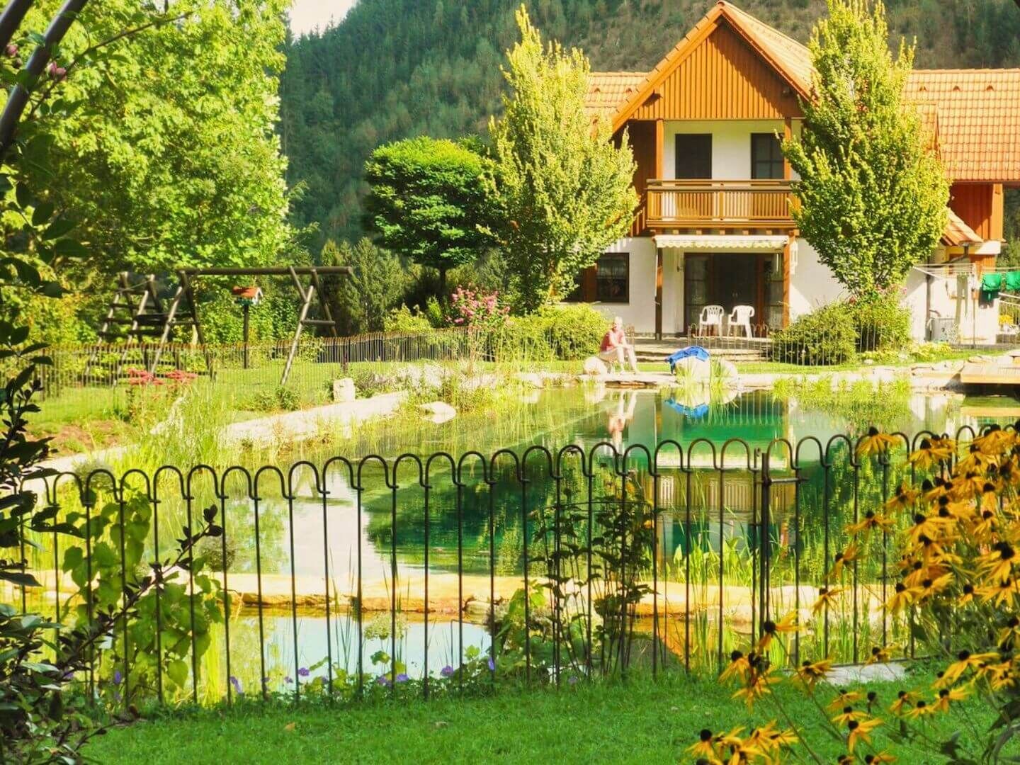 flexibler Teichzaun zum in die Erde stecken - Steckzaun Vienna 100 Eisen roh flexibler Teichzaun zum in die Erde stecken - Steckzaun Vienna 100 Eisen roh