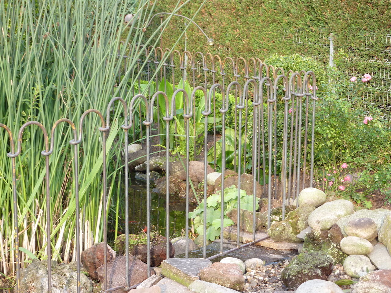 bachlaufelement_vienna100_teich Bachlaufelement zur Absicherung zur Teichsicherung